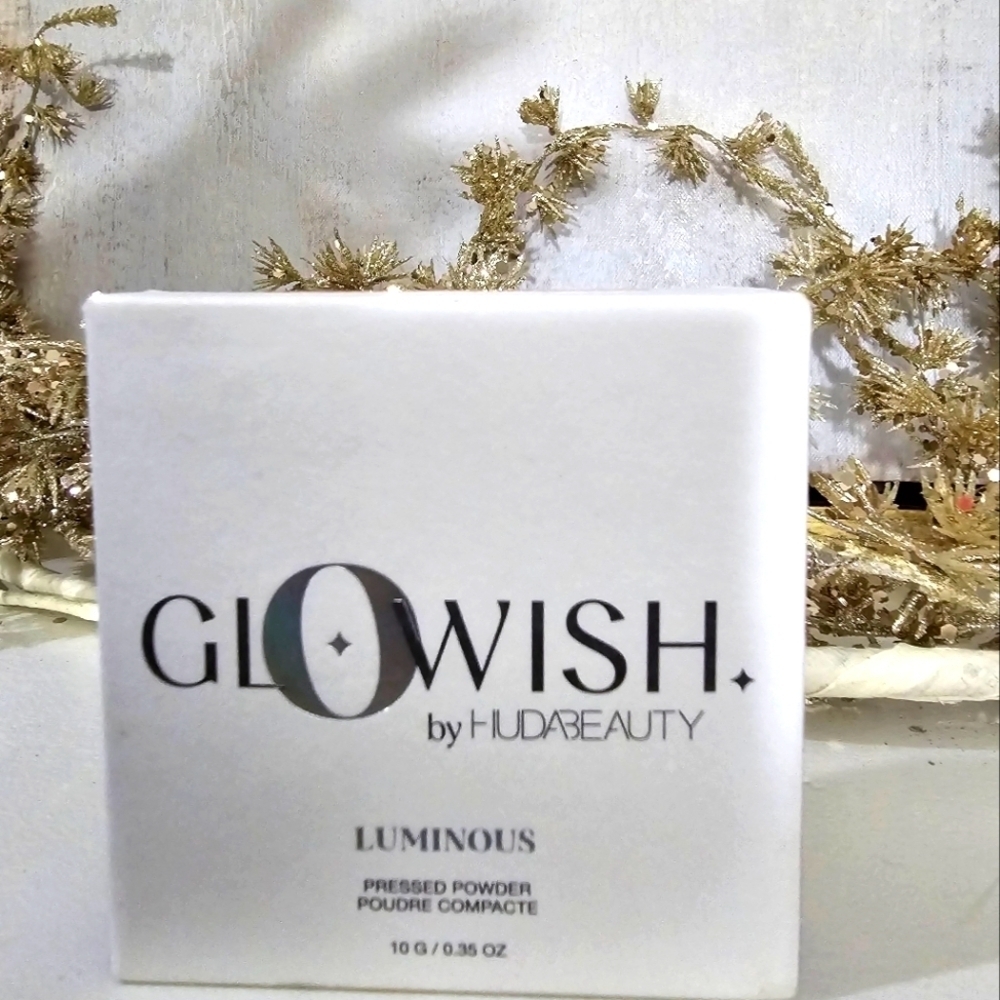 HUDA BEAUTY GloWish Luminous Pressed Powder - Choose Your Shade